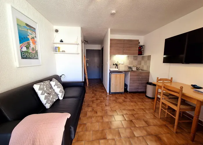 Piscine, Proche Mer, Parking Privé Appartement